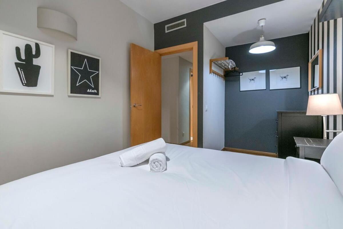Modern And Bright In Eixample 1-2 Apartament Barcelona