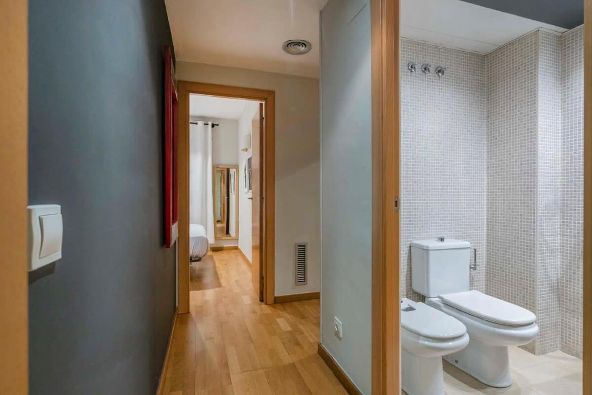Apartament Modern And Bright In Eixample 1-2